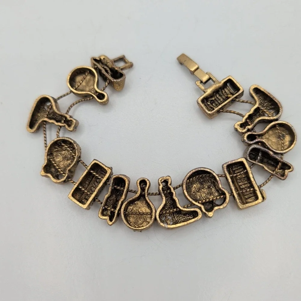 Vintage Gold Tone Hairdresser Salon Stylist Charm Bracelet Comb Mirror Dryer‎